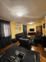 3-Bedroom Apartment in Sutomore - B&B Sutomore