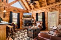 Quaint & Cozy - Great location - Hot Tub - BBQ - B&B