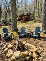 Lakefront Home with Private Dock on Lake Glenville - B&B