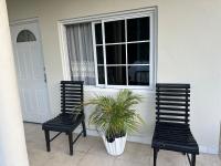 Bird Bliss Burlington Portland - B&B Port Antonio