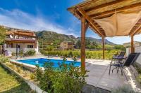 Apartman u kući s bazenom - hacienda - Chambres d’hôtes Draga Bašćanska