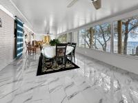 Baywatch Paradice Bayfront, private pier, Sleeps 8 Fenced Dog Area 8 m to beach - Chambres d'hôtes Gulf Shores