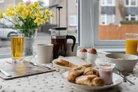 Crewe Apartment - Stylish 2 bedroom apt, Garden, Free parking, Edin City - Chambres d'hôtes Édimbourg