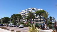 Appartement les pieds dans l'eau - Bed and Breakfast Cannes