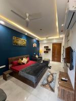Coco Sunshine Luxury Suites - B&B Noida