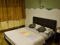 Standard Double Room with Shared Bathroom
