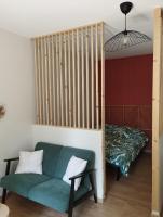 Studio climatisé et spacieux situé près des Parcs - B&B