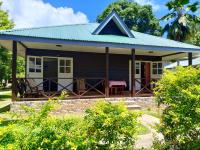 Chez Michellin Pensions Residence - B&B La Digue