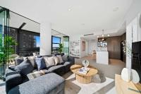 Prime Location CBD with Pool & Gym - B&B Perth