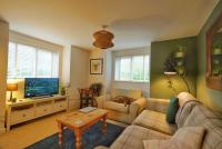 Broomfield Nook - 2 Bed Ground floor Maisonette close to Harry Potter studio tour - B&B