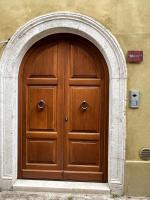 Fascino in Centro with private parking and two Rooms - Chambres d’hôtes Ascoli Piceno