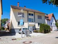 seeglueck RHEINPARADIES - Geräumige Ferienwohnung mit Wasserblick Balkon Parkplatz und Zentrumsnähe am Rheinufer in Konstanz - B&B Costanza