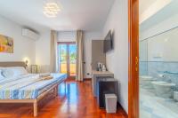 Doppel-/Zweibettzimmer mit eigener Terrasse