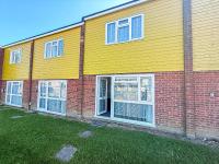 7 Berth Chalet In Hemsby In Norfolk By The Beautiful Golden Beach Ref 18165B - B&B
