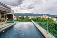 Nimman Rooftop Mountain - Room B on the 7th floor - Chambres d’hôtes Chiang Mai