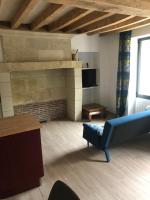 Small house in a troglodyte pit - B&B Chemellier