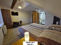 Camera Matrimoniale/Doppia con Letti Singoli con Bagno Privato