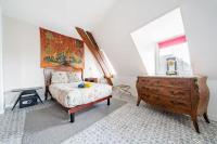 Castle View Bright Duplex - Ferienwohnung Carrouges