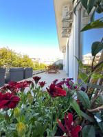 Elegant Penthouse near Beach - B&B Bari