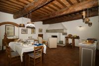 Le Corti - Agriturismo Olio e Vino - Bed and Breakfast Lastra a Signa