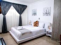 Premium Queen Room