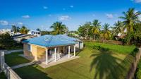 Villa Perrin Évasion à la campagne à 9 min de l'aéroport de la Guadeloupe - Chambres d’hôtes Les Abymes