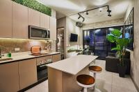 Unique Industrial Apt Near Airport in La Sabana - B&B