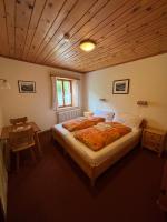 Doppelzimmer mit Gemeinschaftsbad