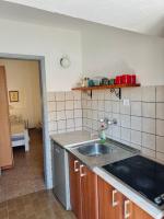Stone house Becici - B&B Budua