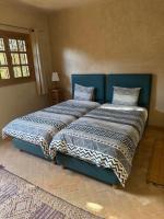 Camera Matrimoniale/Doppia con Letti Singoli con Vista Giardino