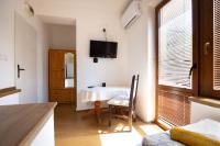 Single Room with Private Bathroom
