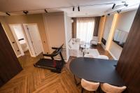 Royal Apartment with City View