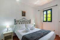 One-Bedroom Apartment with Terrace
