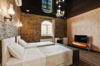 Double or Twin Room with Partial Sea View