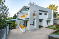 StayVista at Villa Aruvi with Bonfire, Lawn - Chambres d’hôtes Ooty