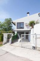 Romantic Luxury Hot Tub Retreat with Parking in Anoixi - Ferienwohnung