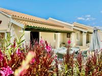 Villa Kessar St Stephanos with private pool by DadoVillas - Ferienwohnung