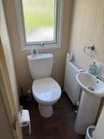 Ladram Bay, 2 Bedroom, Pet Friendly, Wi-Fi, Sleeps 6 - B&B Otterton
