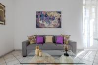 mama home - metro c mirti - B&B