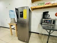 Encanto junto al lago en la zona viva - B&B San Pedro La Laguna