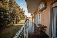Como-Swiss 15 min - Big Home with Parking - Terrace - Wifi - B&B