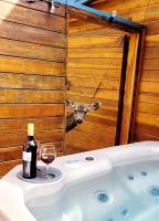 Cowboy's Trail with HotTub, King&QueenBed, in UpperCanyon, Pets welcome - B&B Ruidoso