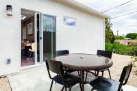 Cozy 2BR Home Mountain Views Pet Friendly - B&B