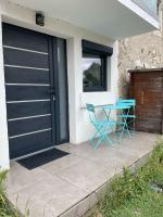 Appartement neuf 1 Chambre en rez de jardin avec - Ferienwohnung