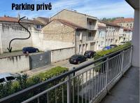 T2 moderne hypercentre - Parking privé - B&B