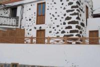 Casa Rural de 1945 Dos Plantas Patio Y Barbacoa - Chambres d’hôtes