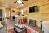 Fish and Hike Cabin Hideaway with Deck in Alabama - B&B Heflin