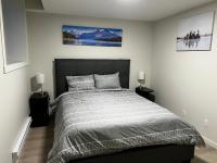 The Oasis-A New 1 bed suite in Livingston Calgary close to the Airport - B&B Calgary