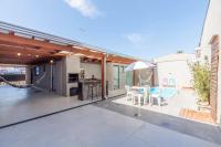 Casa a 700m da Praia com Piscina Aquecida e Churrasqueira - B&B Matinhos