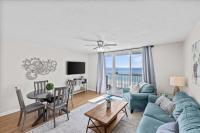 Pelican Beach Resort 809 - B&B Destin